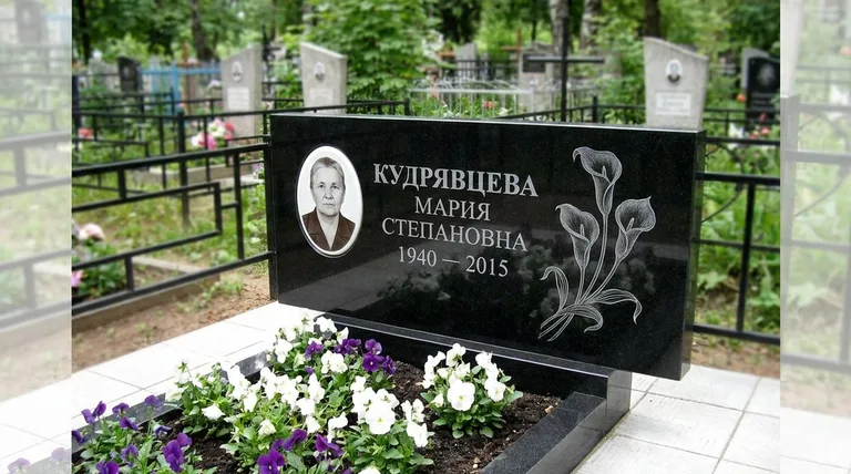 Памятник с гравировкой калл — выполненная работа «Кудрявцева» в Нижнем Новгороде