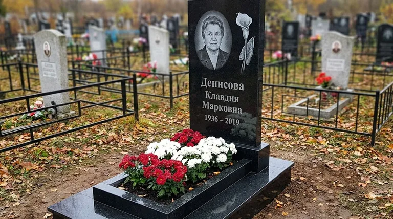 Памятник с гравировкой калл — выполненная работа «Денисова» в Нижнем Новгороде