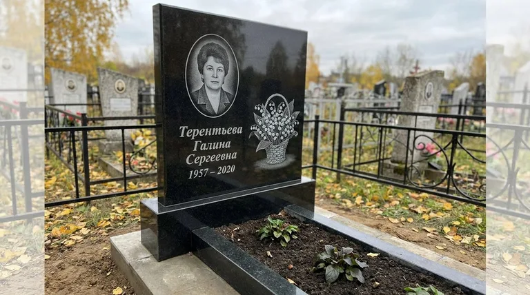 Памятник с гравировкой ландышей — выполненная работа «Терентьева» в Нижнем Новгороде