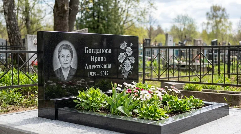 Памятник с гравировкой ромашек — выполненная работа «Богданова» в Нижнем Новгороде