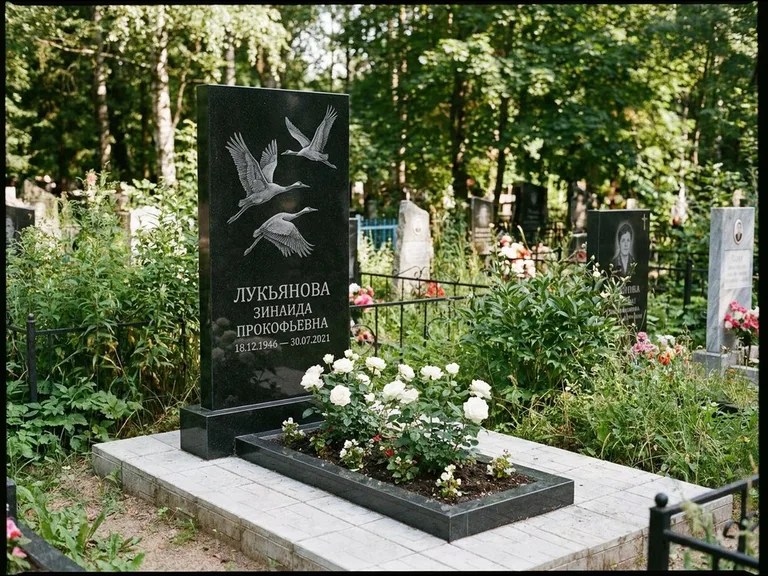 Памятник с гравировкой журавлей — гравировка журавлей, работа «Лукьянова» в Нижнем Новгороде