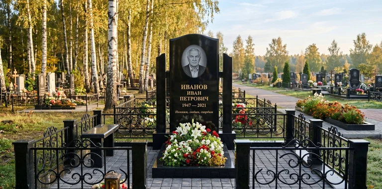 Установка памятника на могилу под ключ в Нижнем Новгороде — гранитный мемориальный комплекс, ограда, плитка, благоустройство
