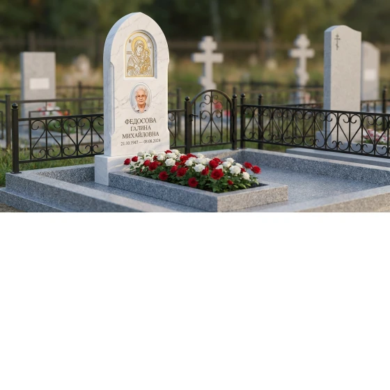 Мемориал с иконой Богородицы из белого мрамора