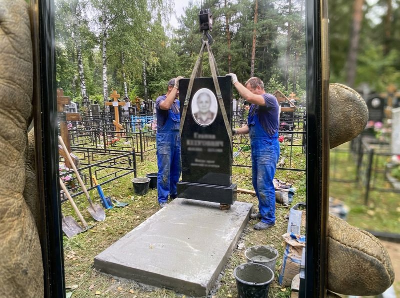 Установка памятника в Нижнем Новгороде — пример 3